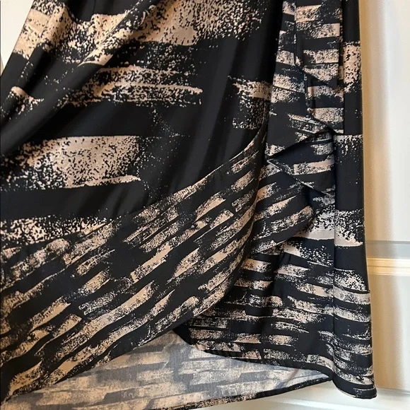 BCBGMaxAzria Alberta Gold and Black Wrap Dress size M - Picture 6 of 8